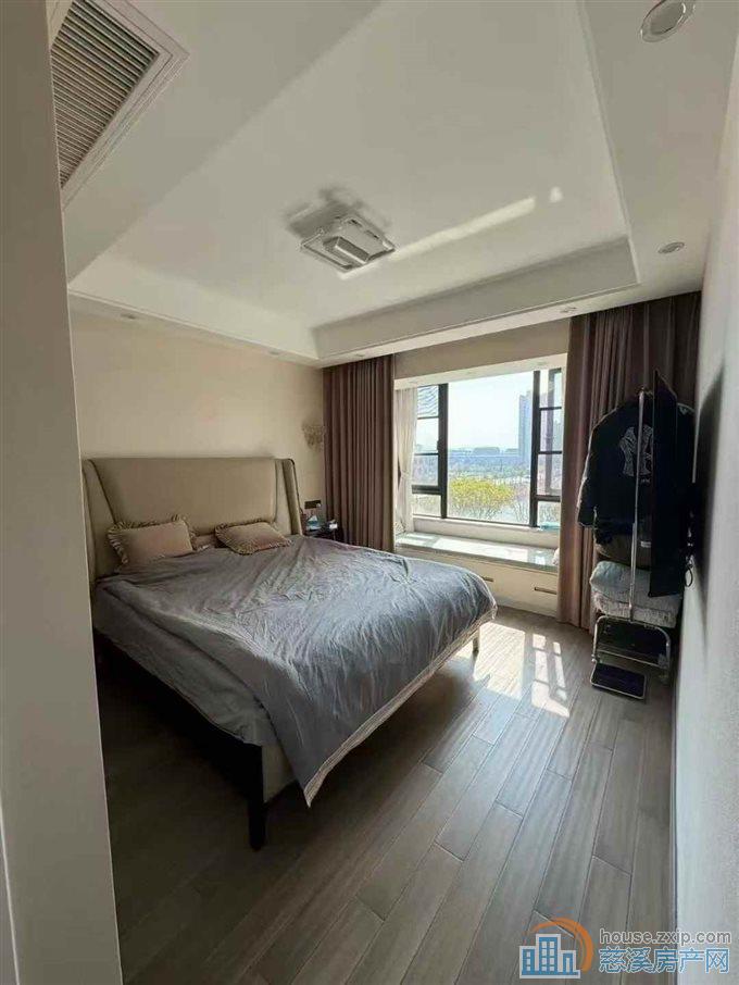急售：中海湖心半岛，明月湖旁边高档住宅小
