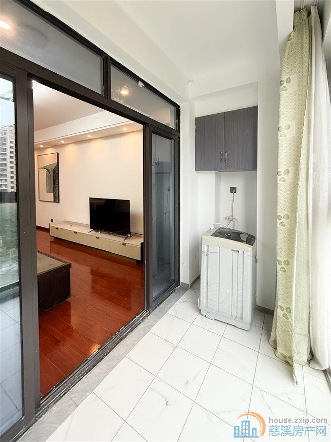 观湖佳苑93平125.8万稀缺小户型