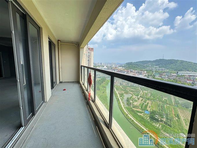 青樾府 东边套带车位 黄金楼层