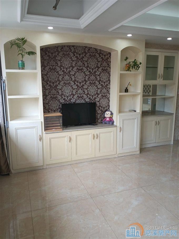 慈百苑67平65万精装修两居室