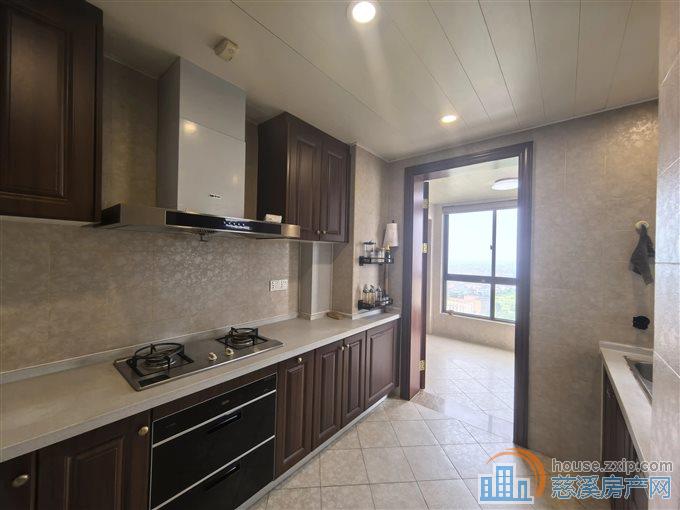 捡漏 金地鸿悦 一线河景房 东边套