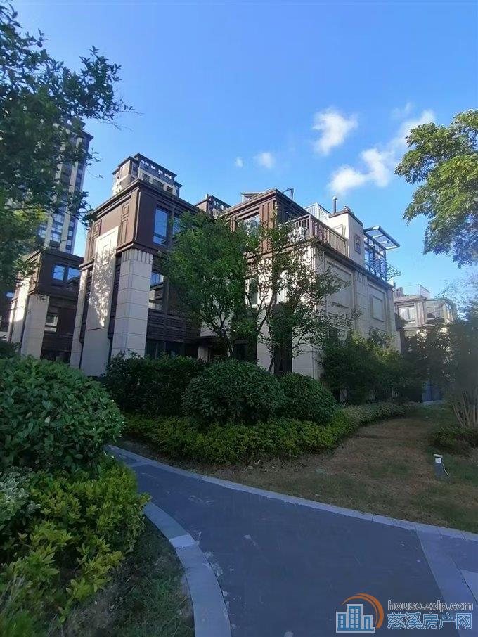 翡丽湾 别墅 有天有地 独门独院198万