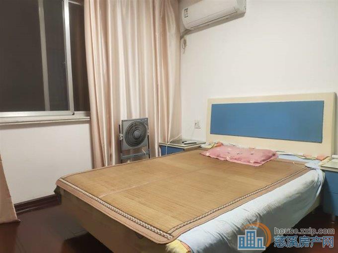 急实验四小XQ房园丁新村4楼,86平