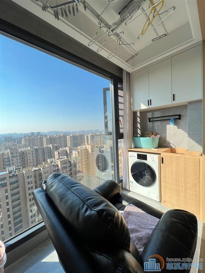 新潮塘北苑107平148万凤凰楼层