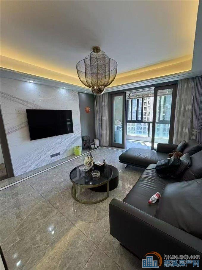 详生详园准新婚装 黄金楼层 四房 满二年