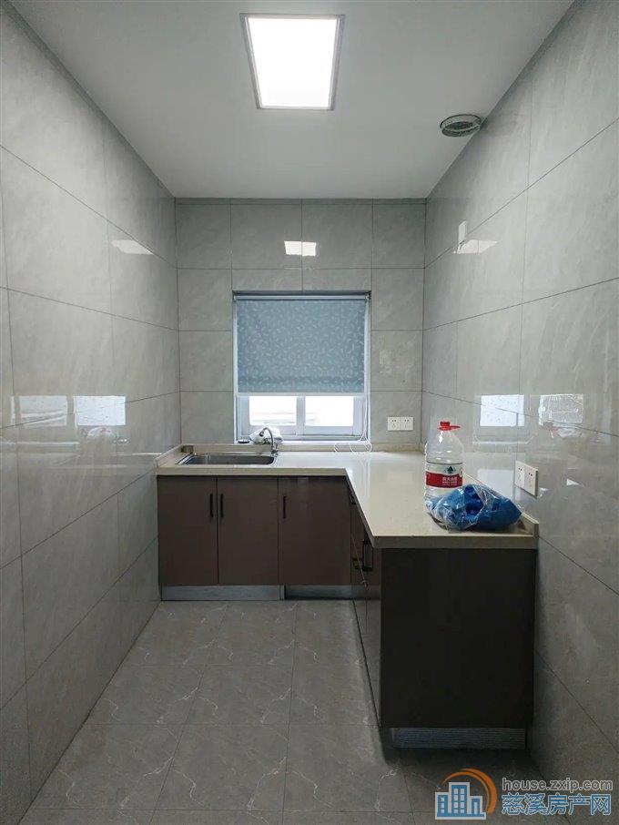 吉祥新村二区125平118万实验书包