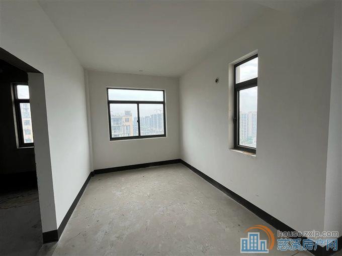 急卖 双和家苑 136平方145万东边套