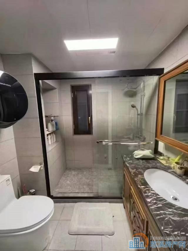 金仕华庭印象剑桥142平豪装268万