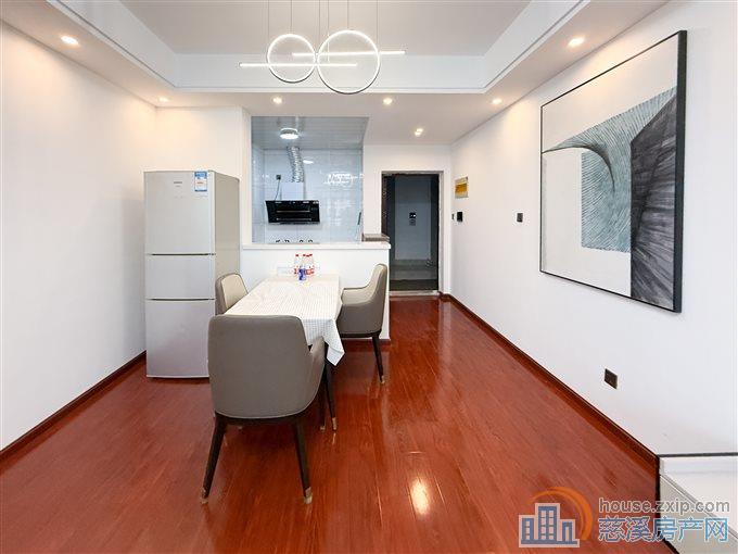 观湖佳苑93平125.8万稀缺小户型