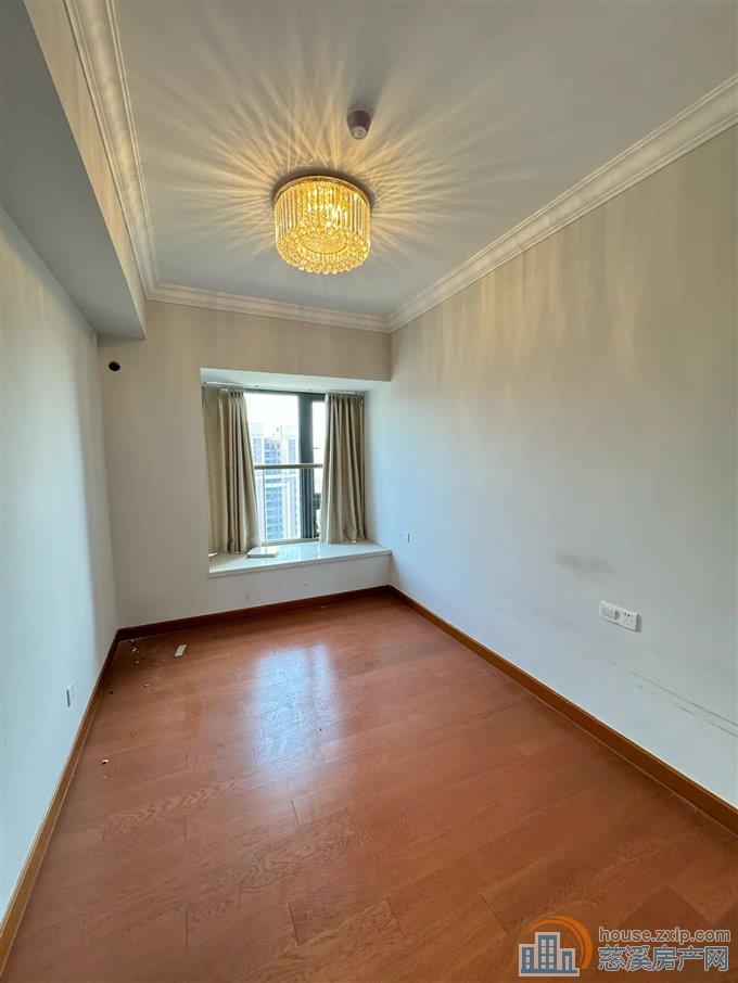 恒大河悦府 精装修 采光好