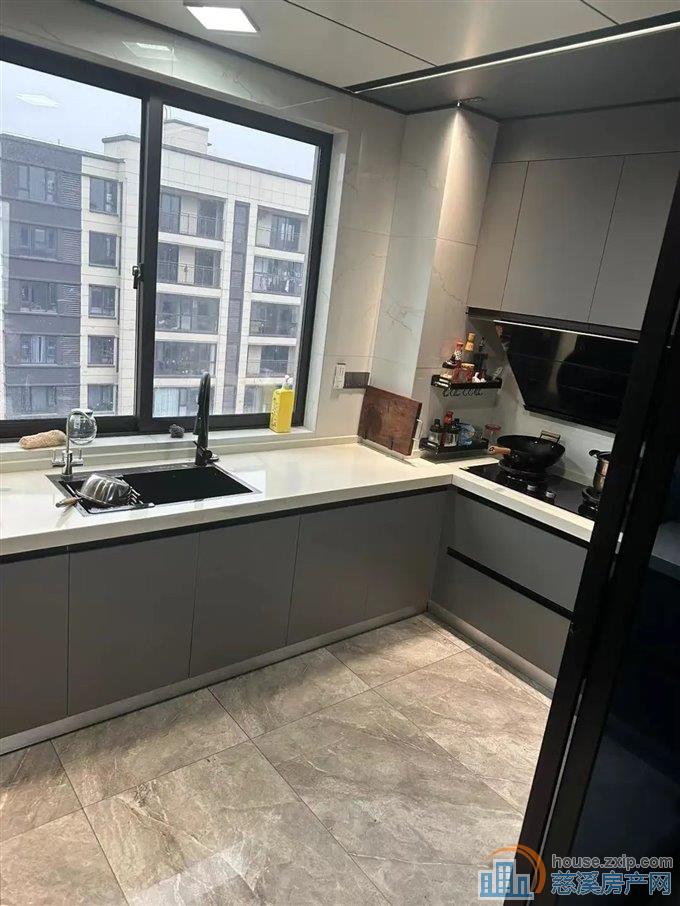 珑玥府 精装 112平方188万 