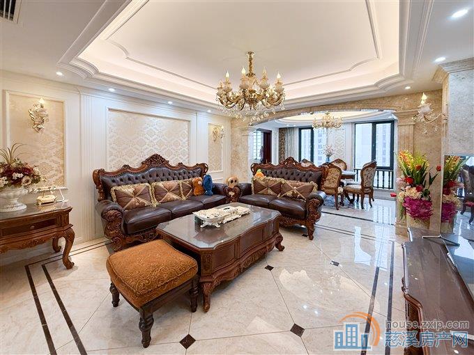 特价 财富中心 . 豪装100万一线河景