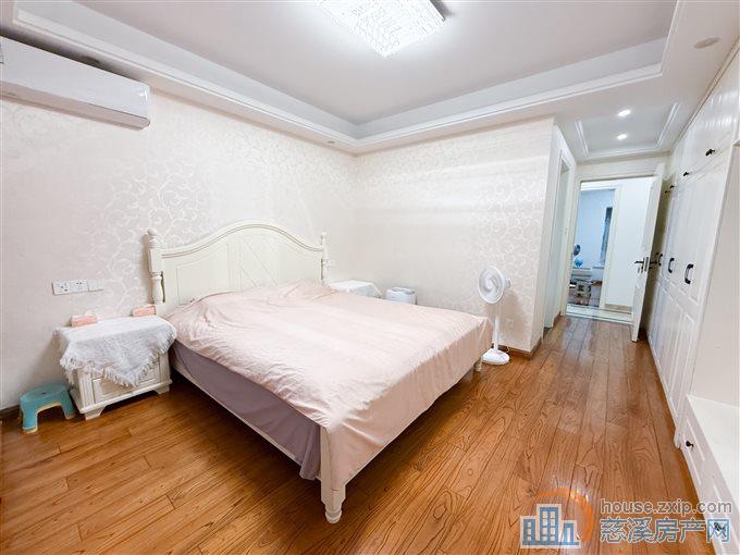 金仕华庭 精装4房拎包入住满五唯一无个税