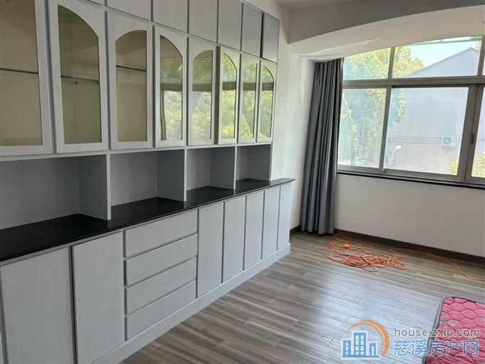 吉祥新村二区125平118万实验书包