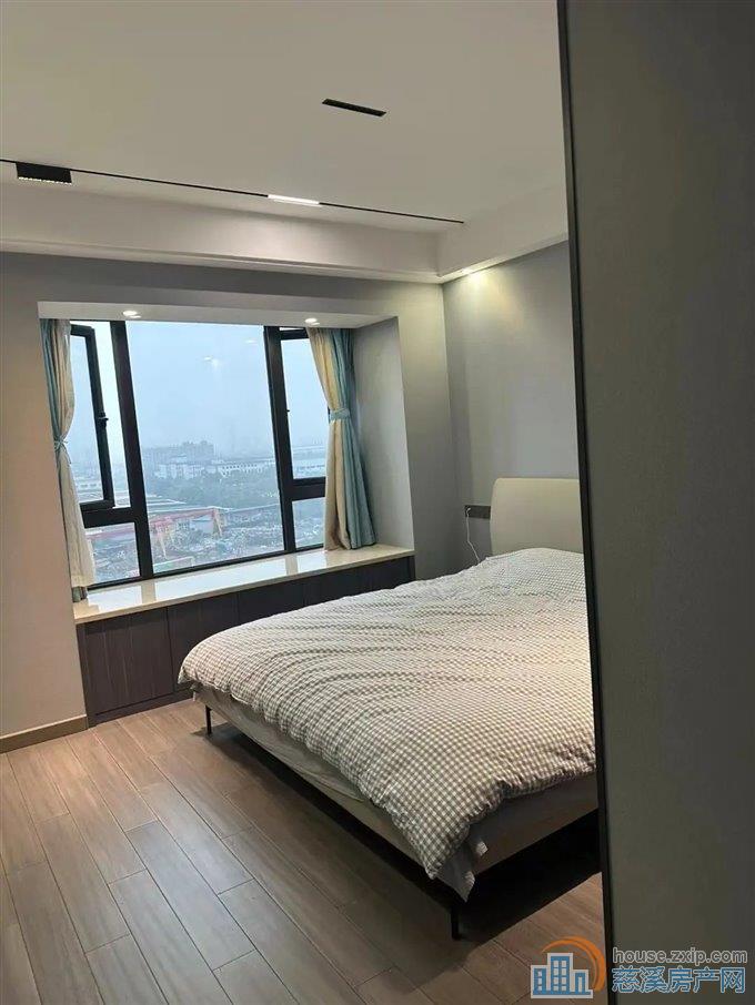 珑玥府 精装 112平方188万 