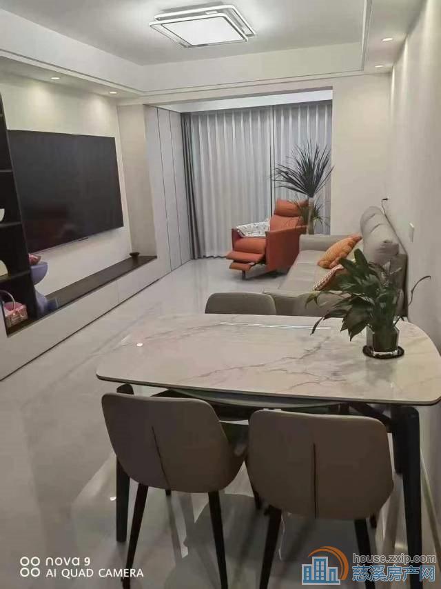 蔚蓝云图95平自住精装138.8万