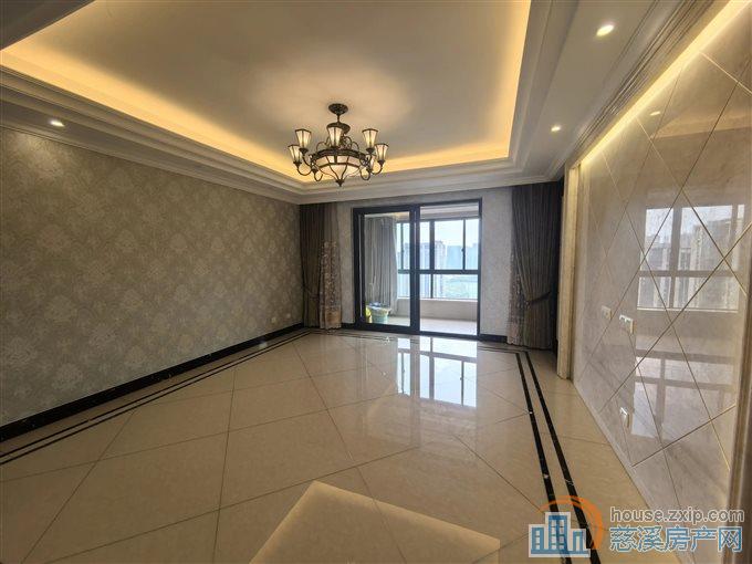 金地鸿悦 精装 黄金楼层 东边套