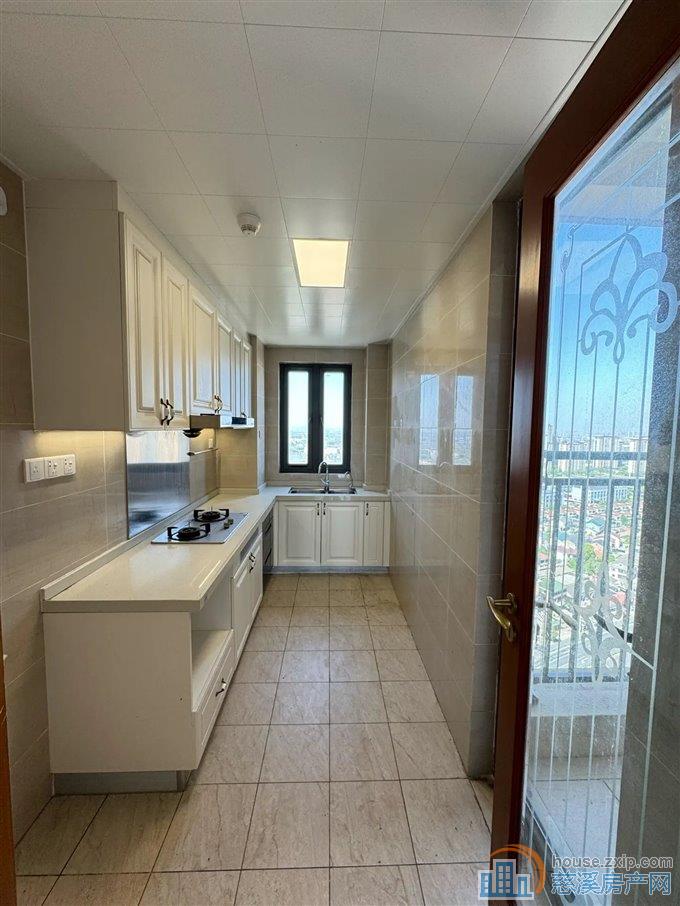 恒大河悦府 精装修 采光好