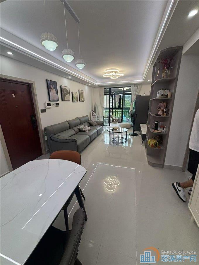 城市桃源电梯洋房85平精装108.8万