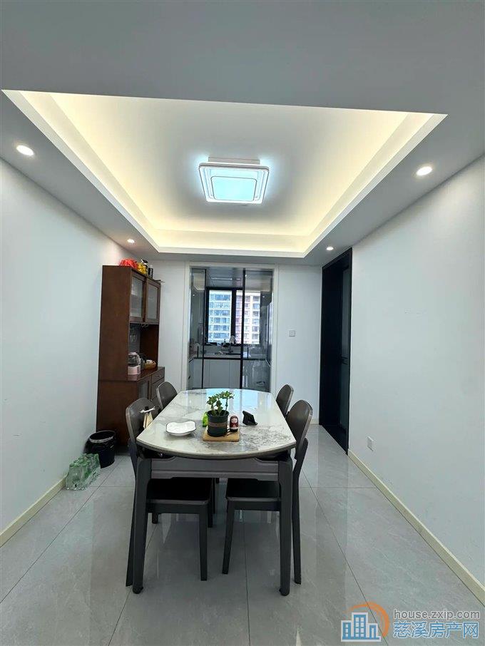 青樾府131平152.8万精装修