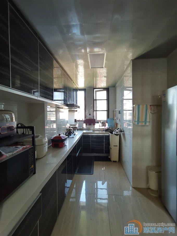 双囍花园 精装143平方175万 带车位