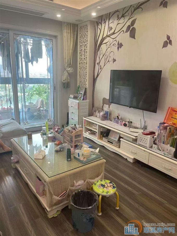 峙山庄园86平精装修