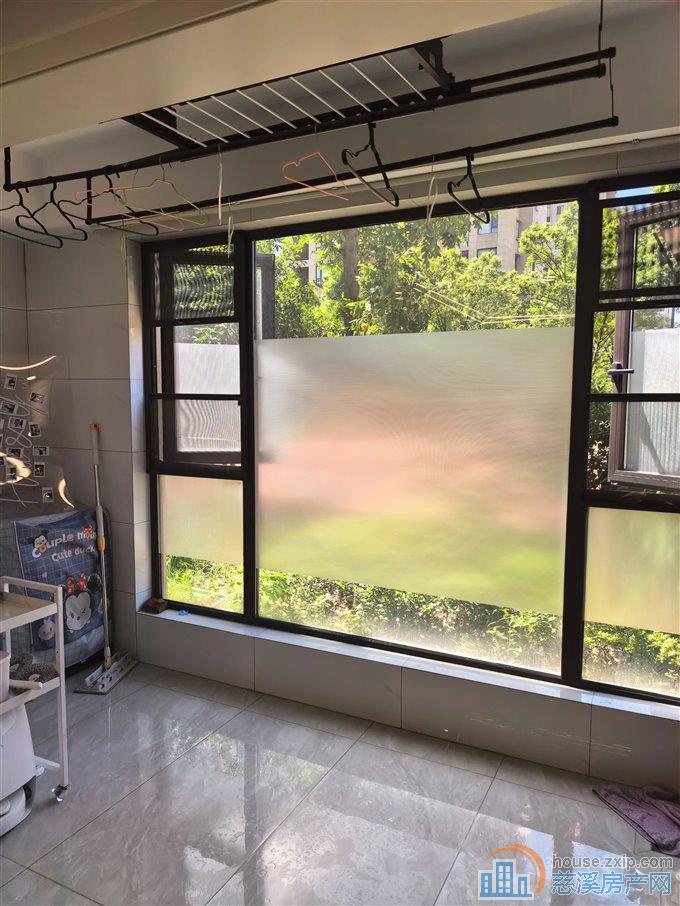 盛泰嘉苑124平145万保养好