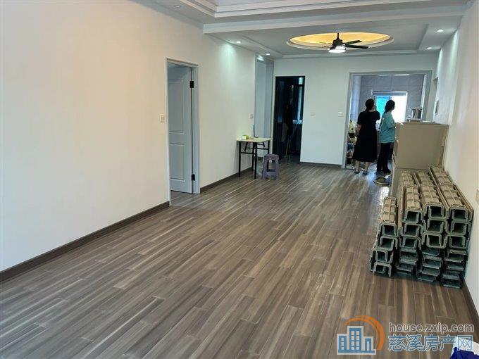 吉祥新村二区125平118万实验书包