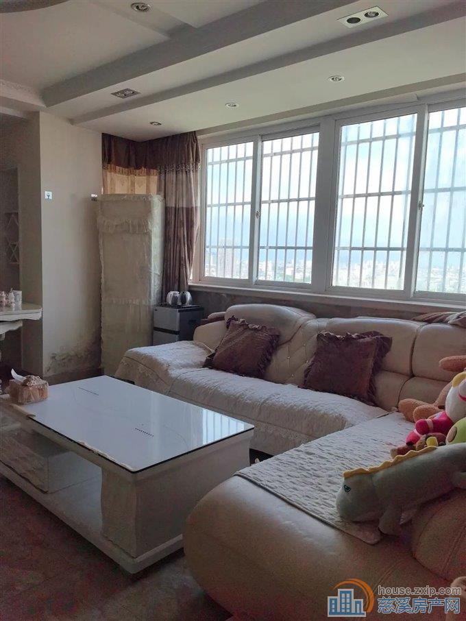 鸿都大厦 110平精装128.8万浙师大