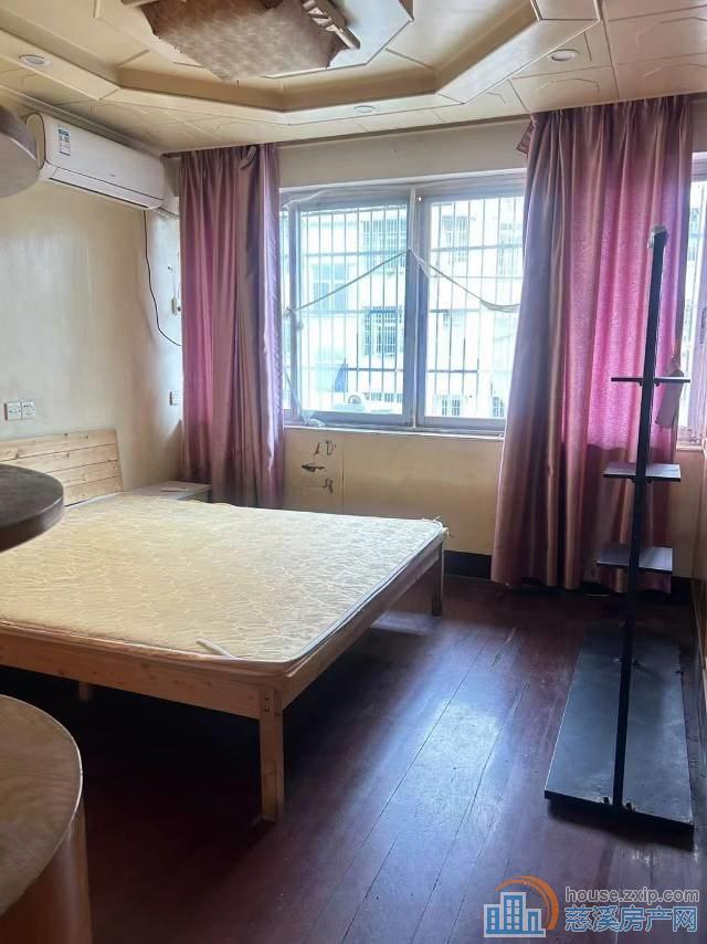 茜苑新村94平大车库满两年129.8万