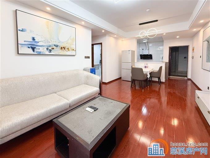 观湖佳苑 精装93.4平121.8万