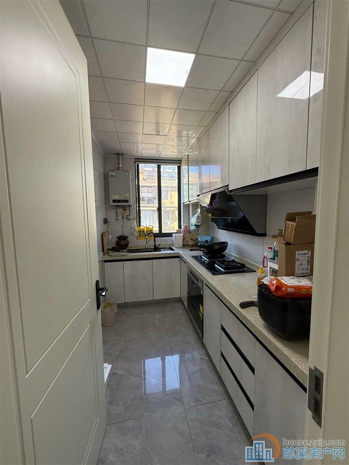 御翠苑104平125万精装保养好