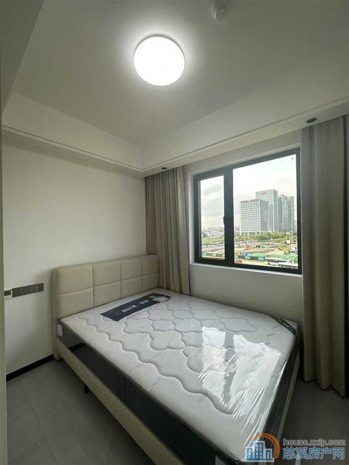 紫阙台3室2厅2卫全新精装修直接房源钥匙