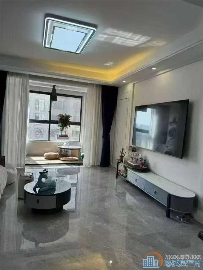 捡漏中海湖心半岛127平精装233.8万