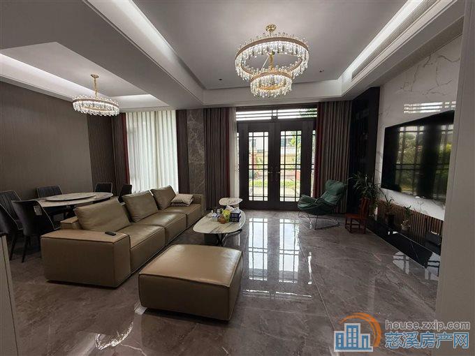 君慈名府别墅 精装修南北花园 110多平