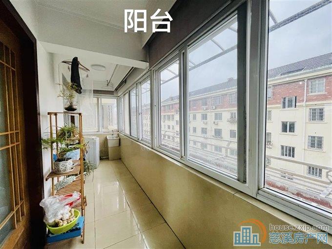 中兴小区 精装138平方138万带车库