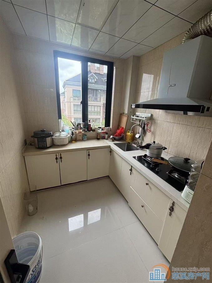 城市桃源电梯洋房85平精装108.8万