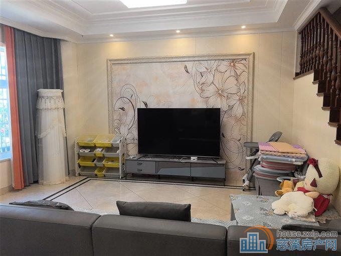 曙光家园291平468万二通三