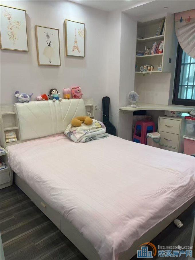 峙山庄园86平精装修