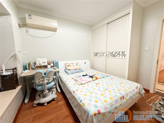 金仕华庭 精装4房拎包入住满五唯一无个税