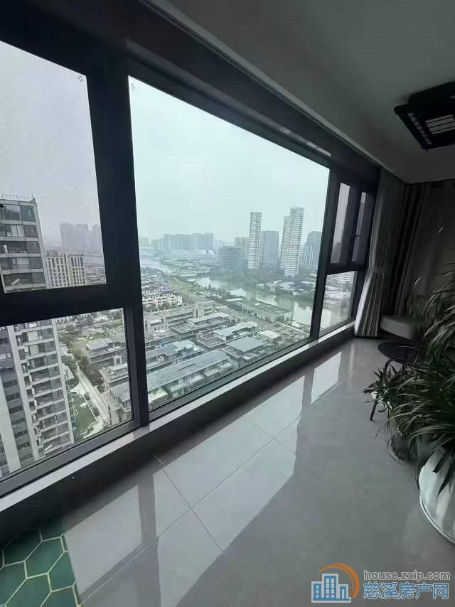 湖樾云著129平位置佳豪装259.8万