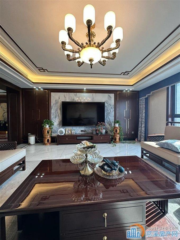 壹公馆 豪华装修 保养好 带车位