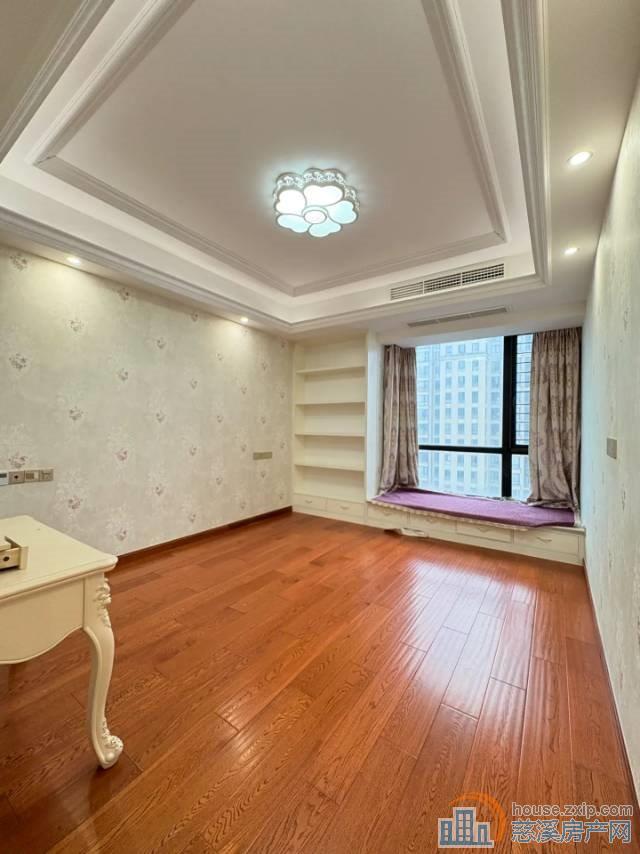 祥生祥园 140平精装 175万