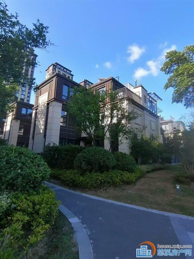 翡丽湾 别墅 有天有地 独门独院198万