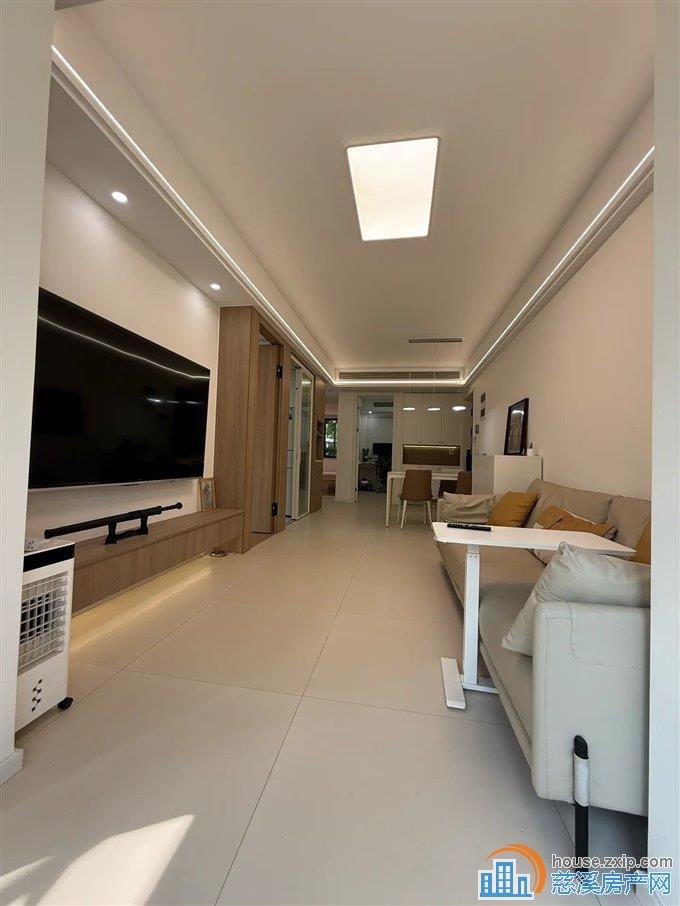 天安盛世臻境 83平全新精装116.8万