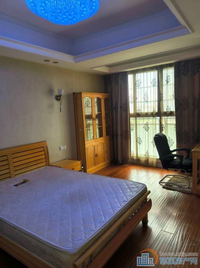 捡漏鸿都大厦97平电梯2室2卫精装新