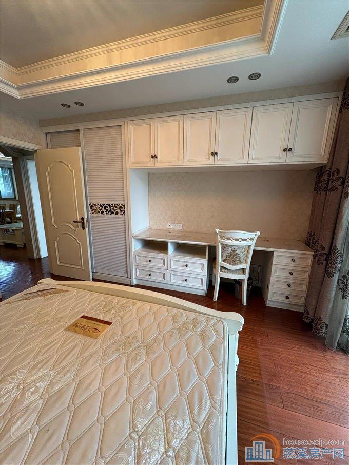 鸿都大厦 精装97平113.8万浙师大