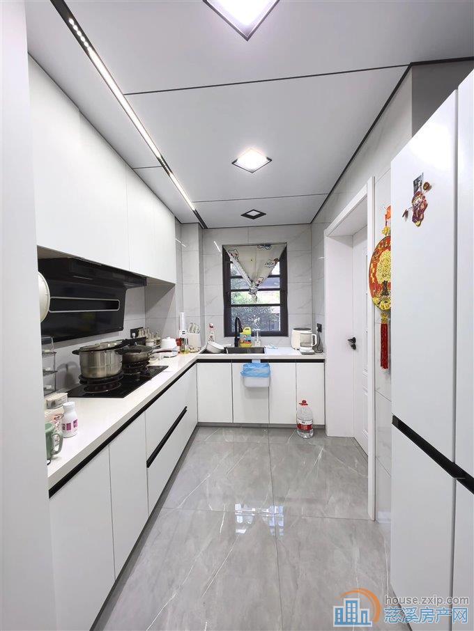 阳光城翡丽湾 精装 采光好