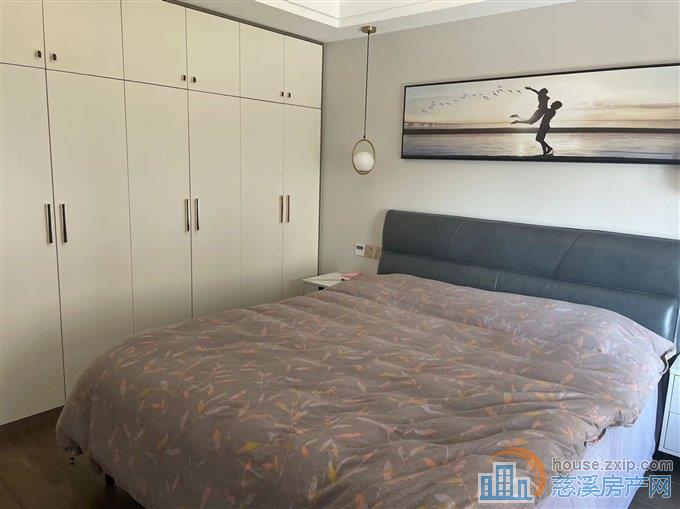 月桂府 现代精装 带车位