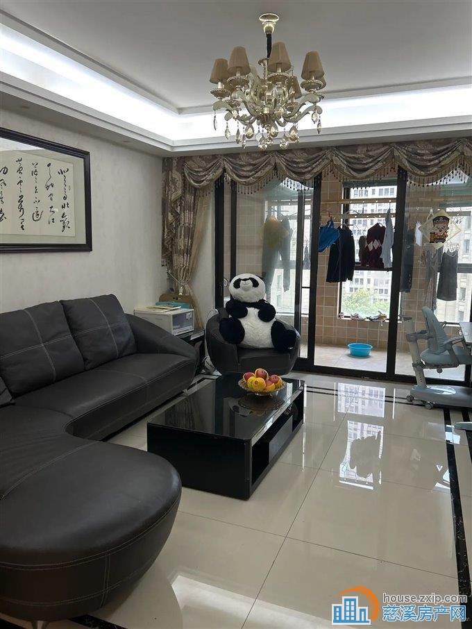 凯旋门 143平 238万 精装 楼层好